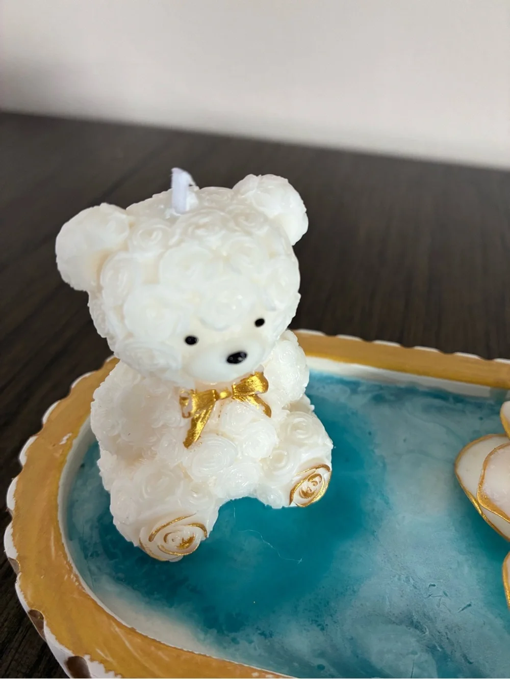 White Teddy Bear & Flower Decorative Candle Tray - Blue Accent